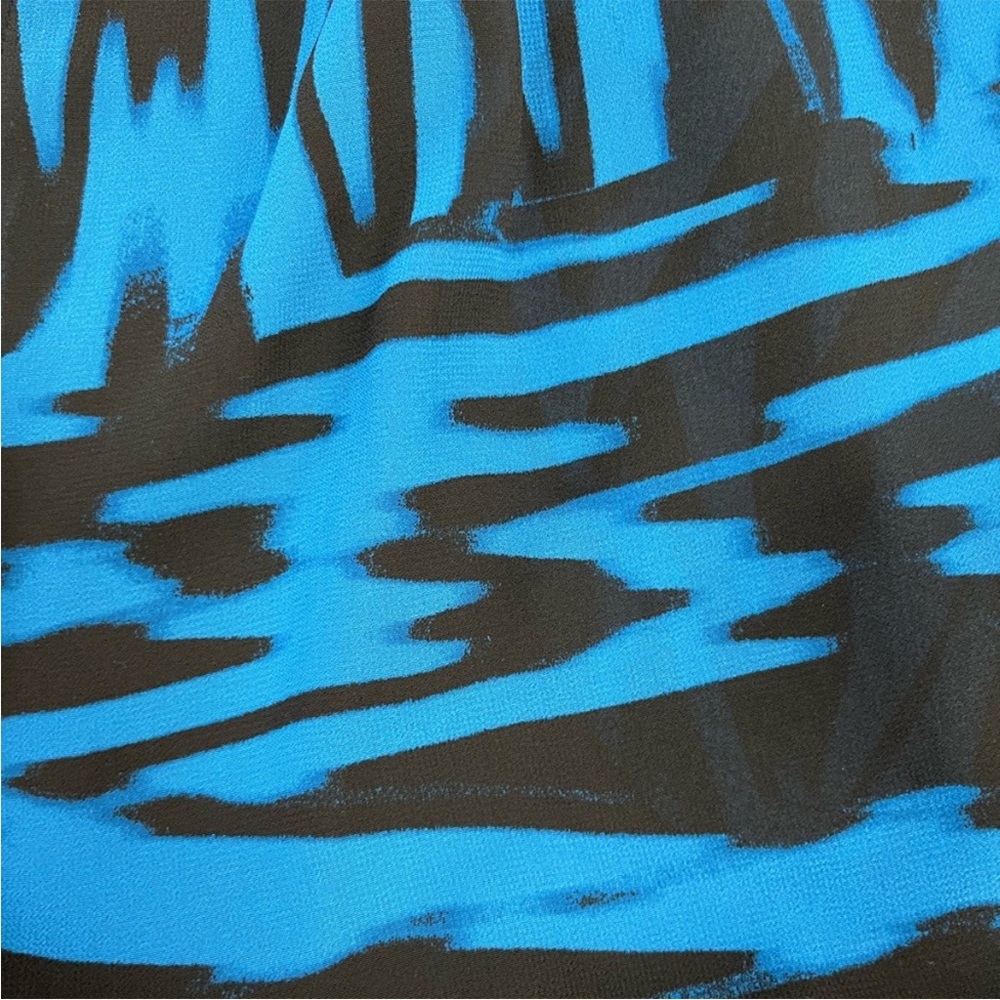 BB Dakota Blue and Black Abstract Print 
Dress 6 - Picture 7 of 9
